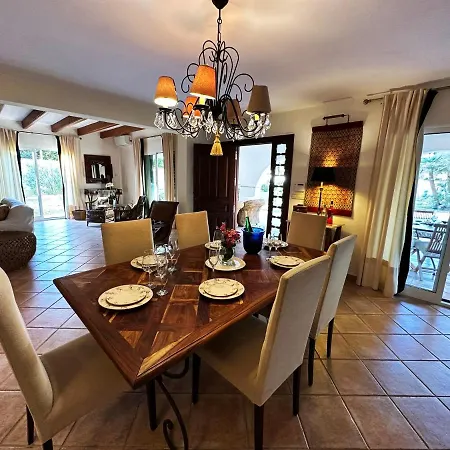 Chalet Mediterranea A 75 Metros De La Playa.
