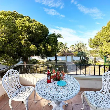 Chalet Mediterranea A 75 Metros De La Playa. *